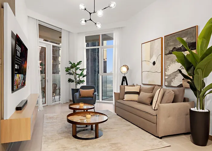 Luxury 2Br In Business Bay With Balcony & Canal View